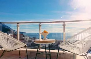 Квартира с тремя спальнями в Рафаиловичи