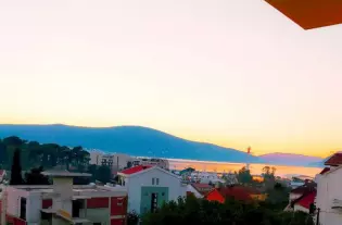 Новая квартира с одной спальней в Тивате