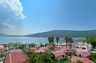 Квартира с тремя спальнями в Дженовичи