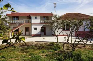 Новый апарт-отель в Тивате