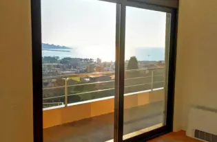 Новая вилла с бассейном в Баре