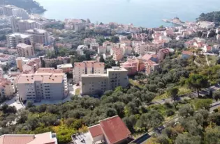 Вилла с черырьмя спальнями в Прчане