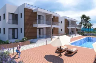 Апартаменнты с террасой в жилом комплексе в райне Эсентепе (001301)