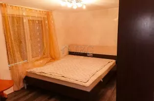1-комнатный меблированный дом в Штраклево