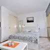 Продажа - Апартамент - Elviria, Испания