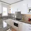 Продажа - Апартамент - Estepona, Испания