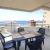 Двухуровневый пентхаус с видом на море в Кальпе