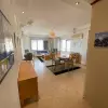 Трехкомнатные меблированные апартаменты площадью 115 м2, с видом на море, в 300 метрах от пляжа в популярном районе Алании Клеопатра